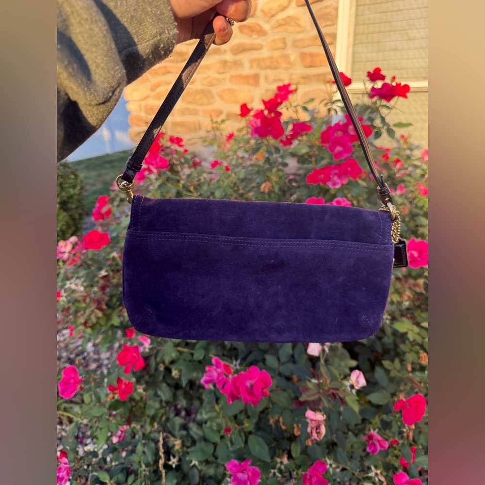 NEW COACH vintage purple suede baguette wristlet shoulder Bag Purse Clutch 42054 - Picture 3 of 12